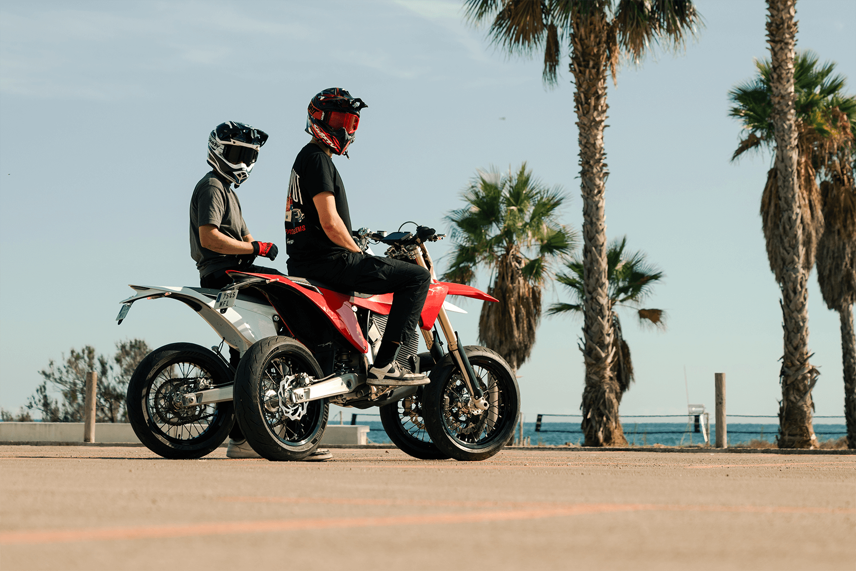 STARK VARG Supermoto - Elektro SM mit 80 PS kommt 2025