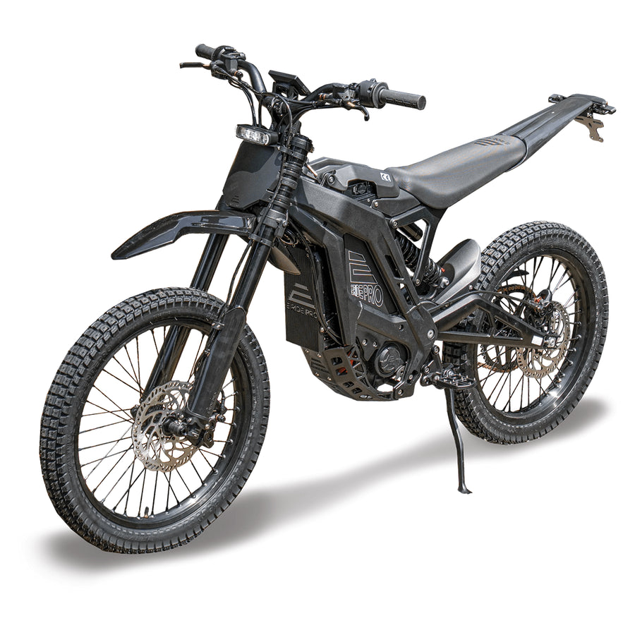 E-Ride Pro SR 25 kW Schwarz in Front-Seitenansicht