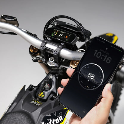 SUR-RON Light Bee 2 mit Display und Smartphone-App